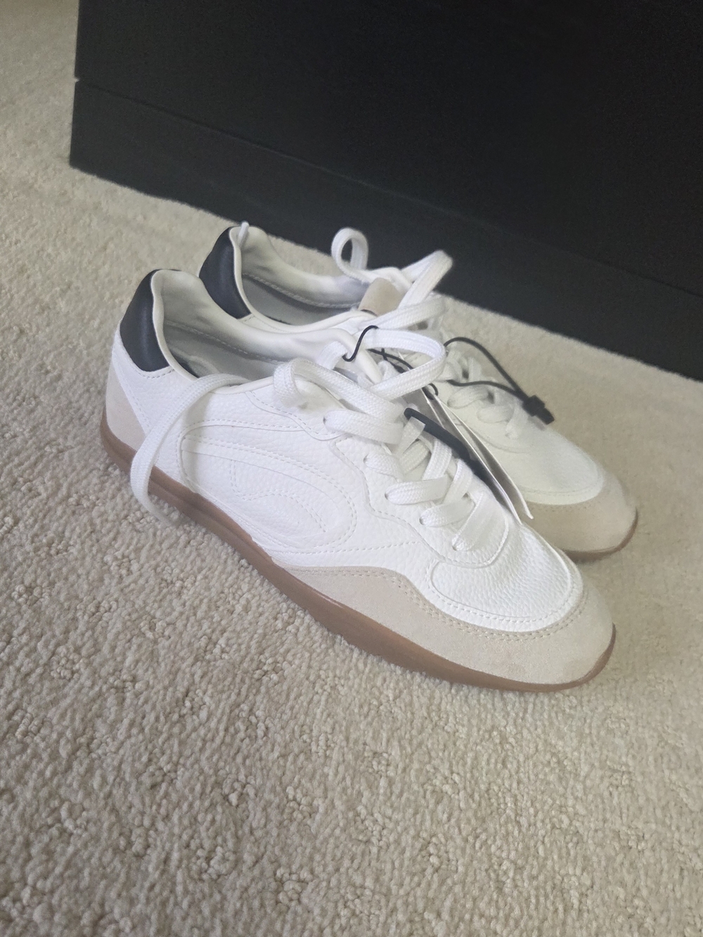 Zara Sneakers